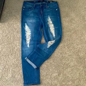 LIVERPOOL peek-a-boo embellished frayed stretchy crop loose fit jeans. 10/30